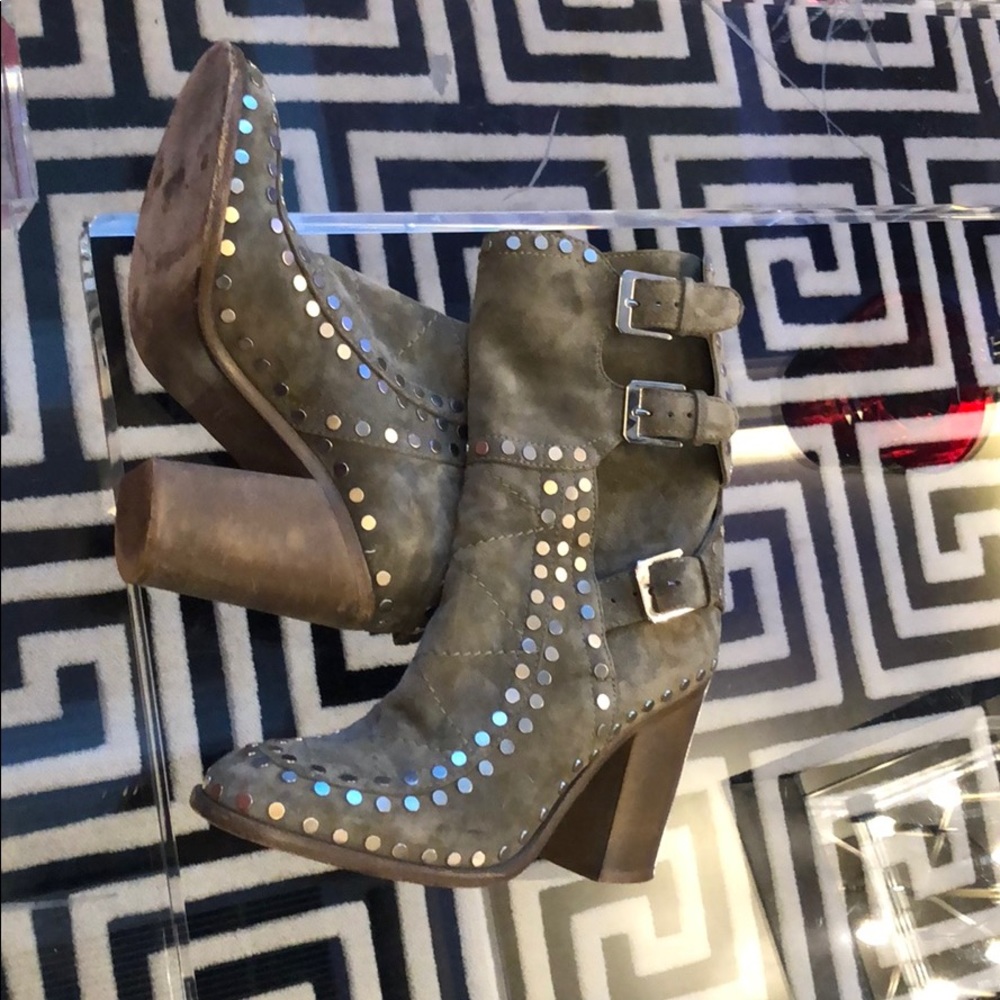 Laurence decade booties